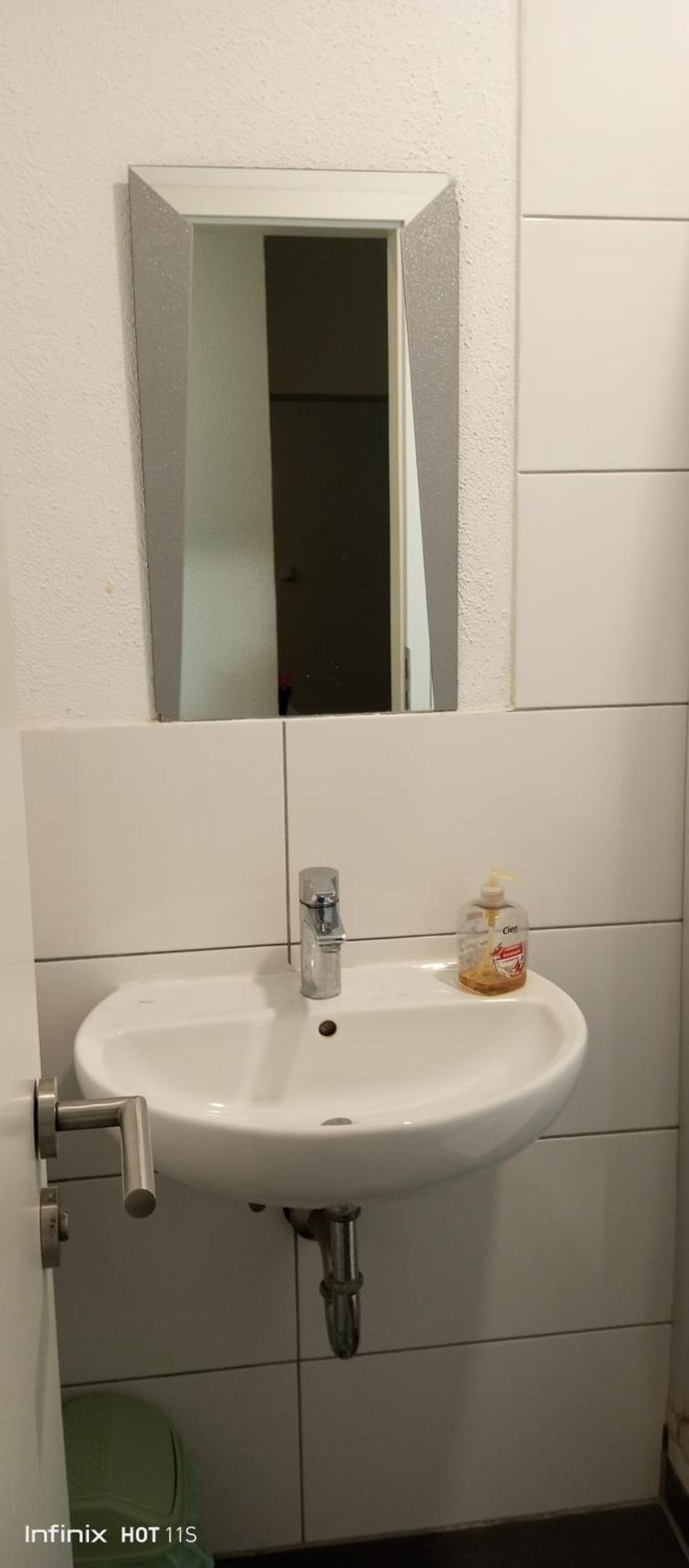 Gemuetliches Lisa Zimmer Mit Gemeinschaftskueche Heilbronn Zentrum Eksteriør billede